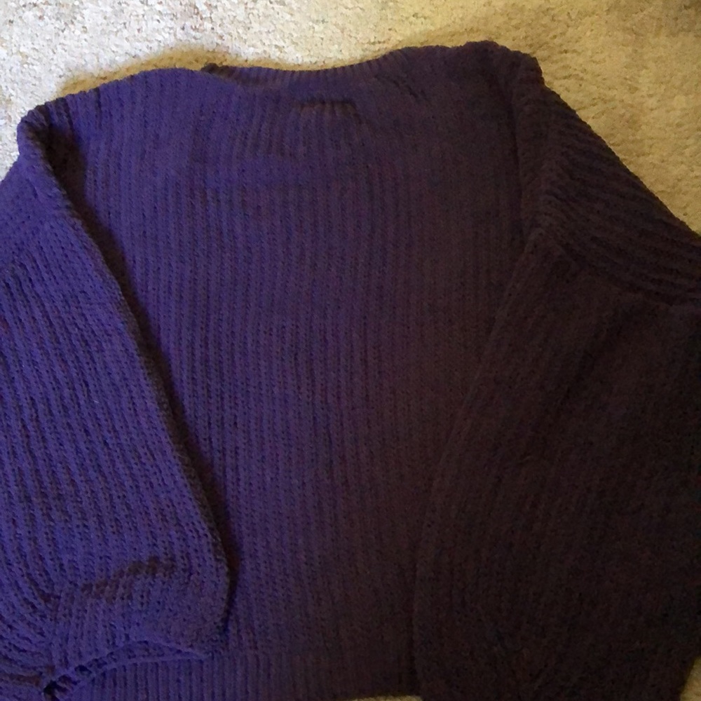 Universal Thread sweater - Picture 3 of 4